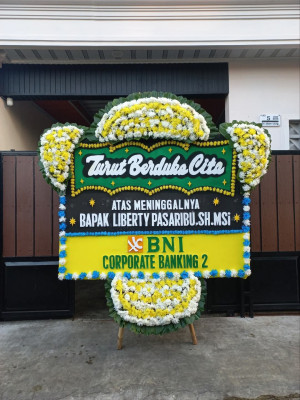 Papan Bunga Duka di Kedaleman